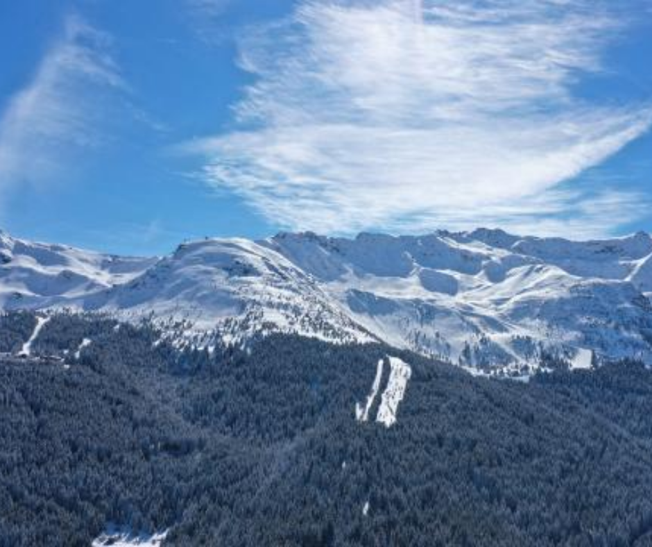 Les 7 Laux Views
