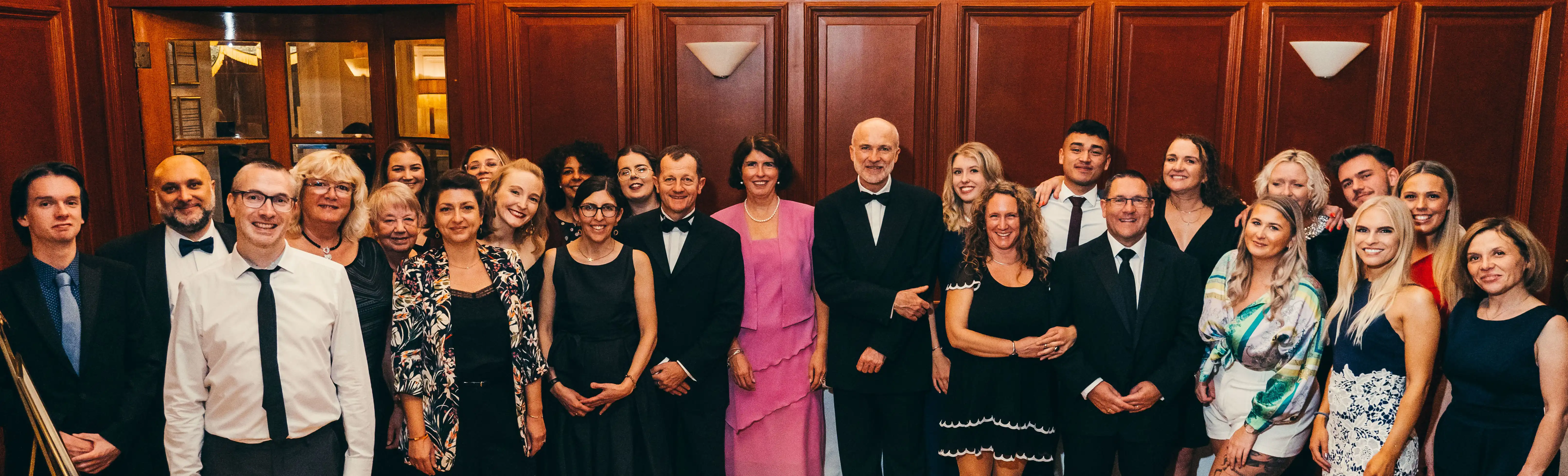 Peak Retreats Team 20Th Anniversary ©Mattpjclark