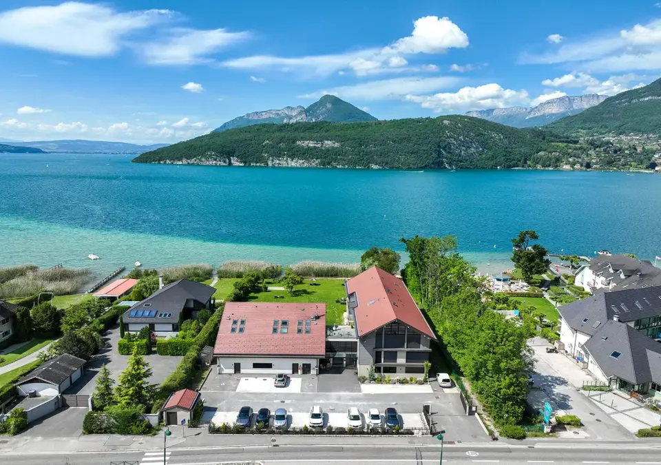 Villa Caroline-Lake Annecy (8).webp