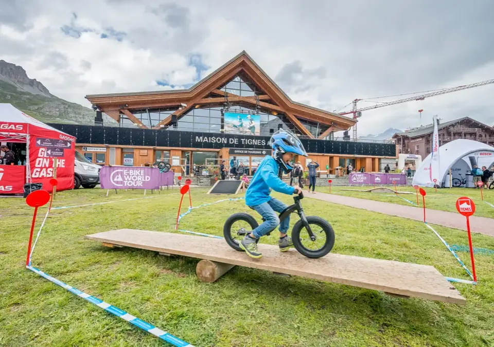 Tignes-Tarentaise-Biking (©AndyParant).webp