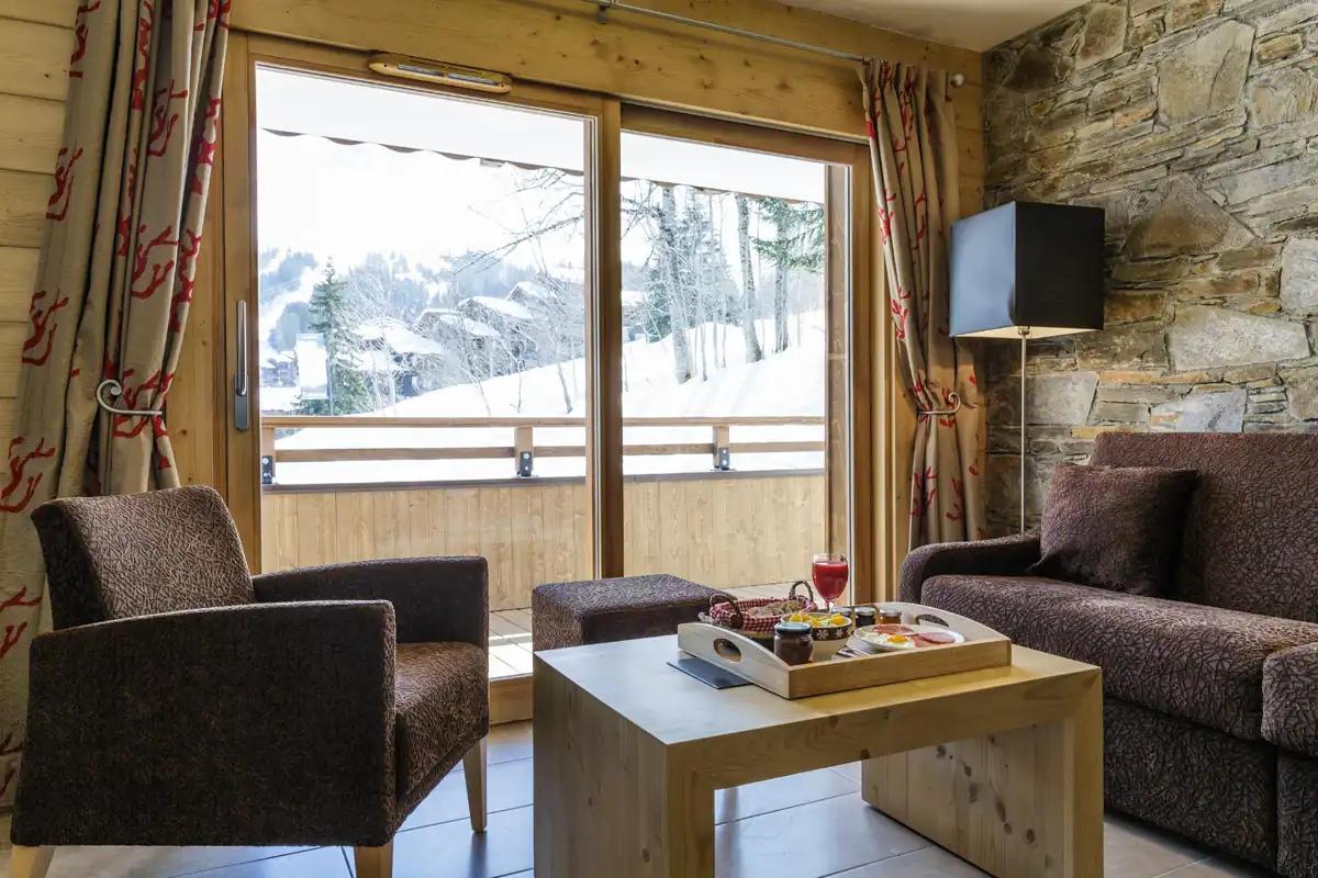 Family skiing in Valmorel: Self-catered apartment