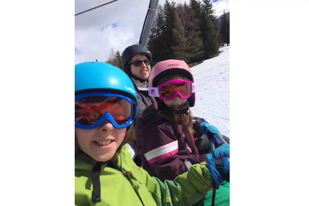 Family skiing in Val Cenis: Chairlift photo