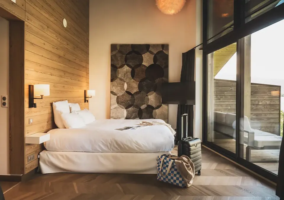 hotel-villacaroline-annecy-suite-caroline-05.webp